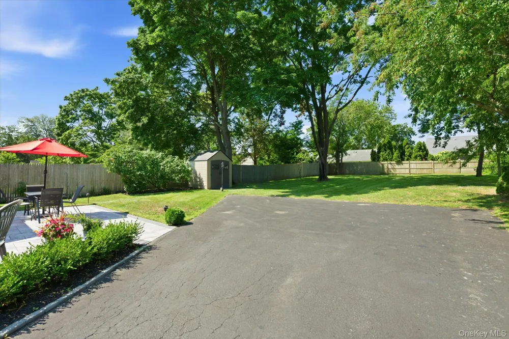 277 Howell Avenue Riverhead, NY 11901