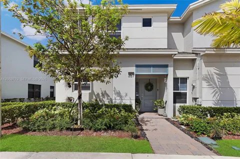 357 NE 1st Dr