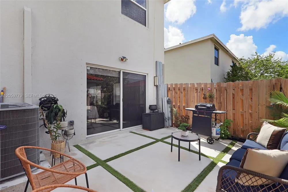357 NE 1st Dr Florida City, FL 33034