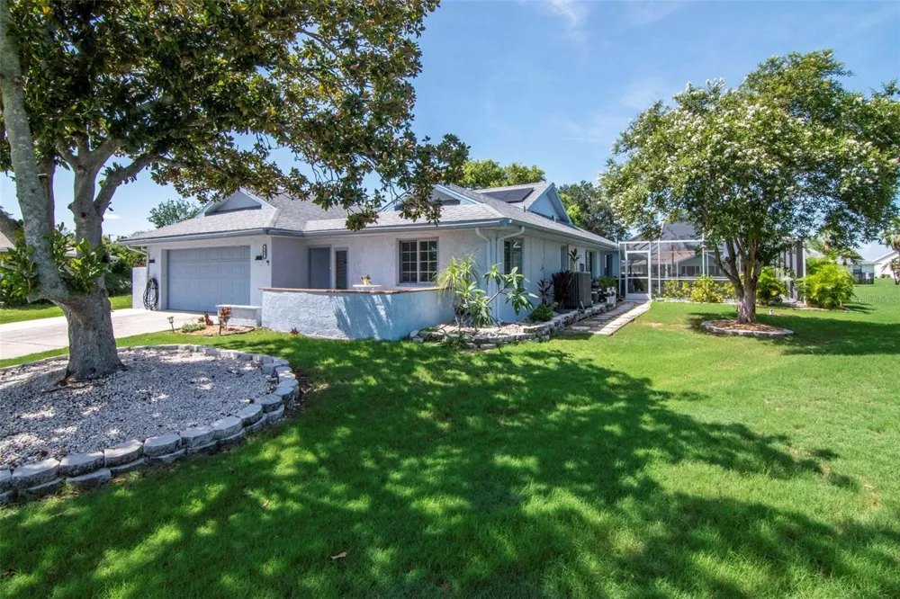 303 BARSTOW COURT Sun City Center, FL 33573