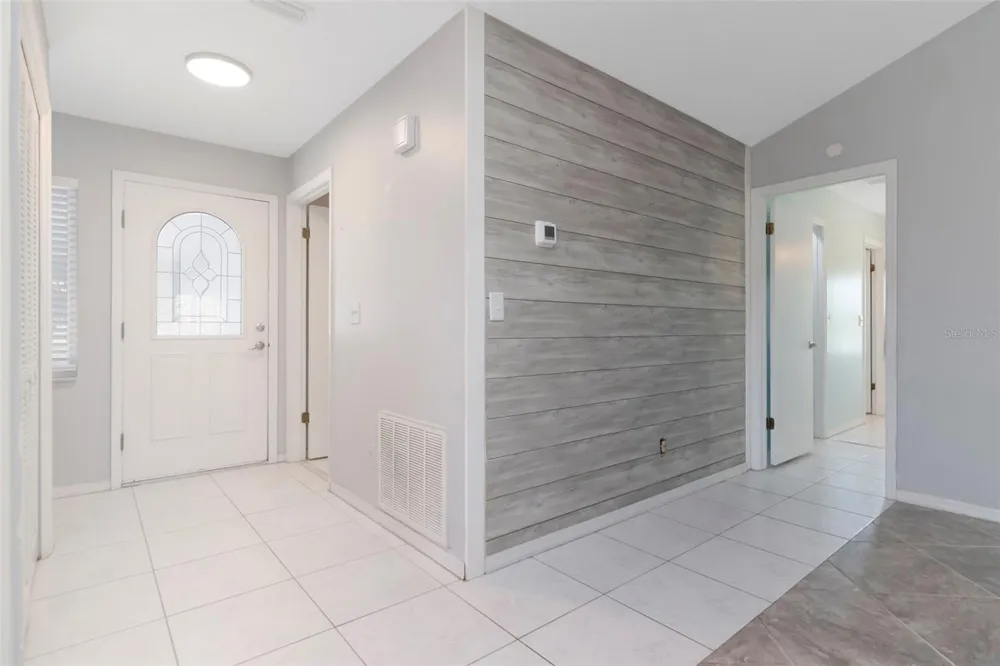 303 BARSTOW COURT Sun City Center, FL 33573