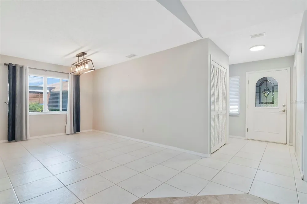 303 BARSTOW COURT Sun City Center, FL 33573