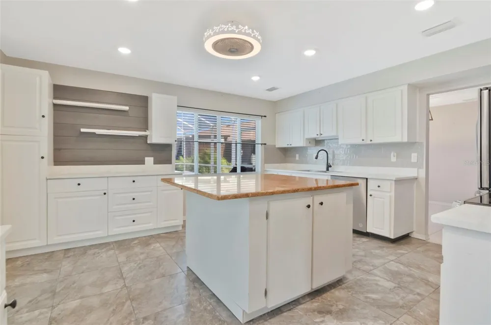 303 BARSTOW COURT Sun City Center, FL 33573