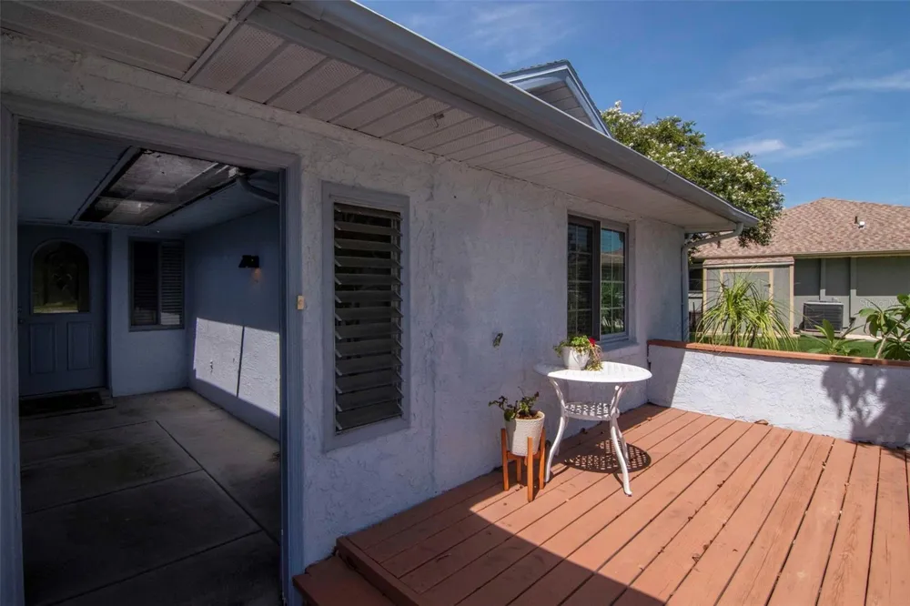 303 BARSTOW COURT Sun City Center, FL 33573