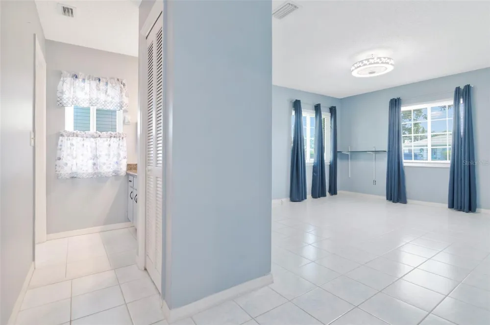 303 BARSTOW COURT Sun City Center, FL 33573