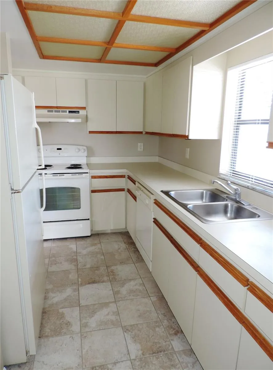 145 116TH AVENUE #301 Treasure Island, FL 33706