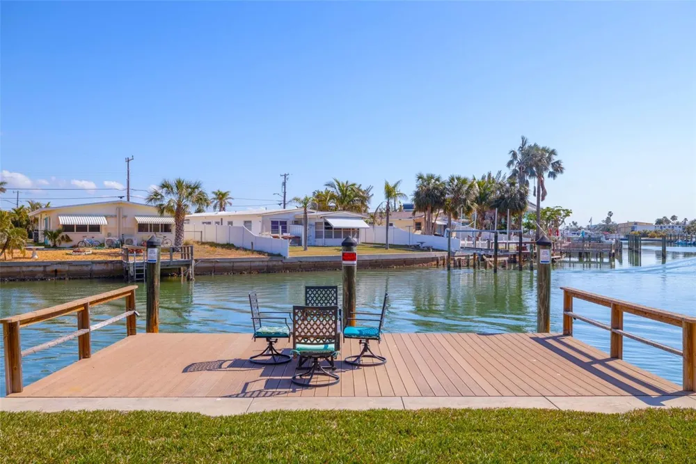 145 116TH AVENUE #301 Treasure Island, FL 33706