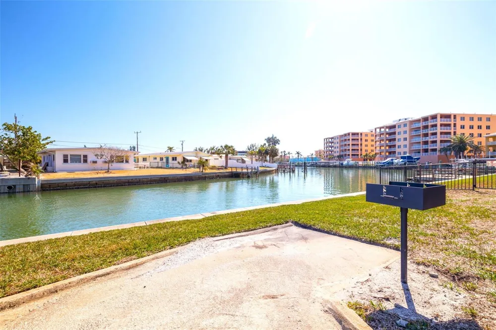 145 116TH AVENUE #301 Treasure Island, FL 33706