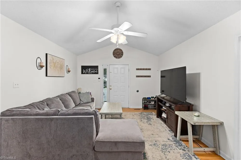 555 Brown Stone Court Kernersville, NC 27284