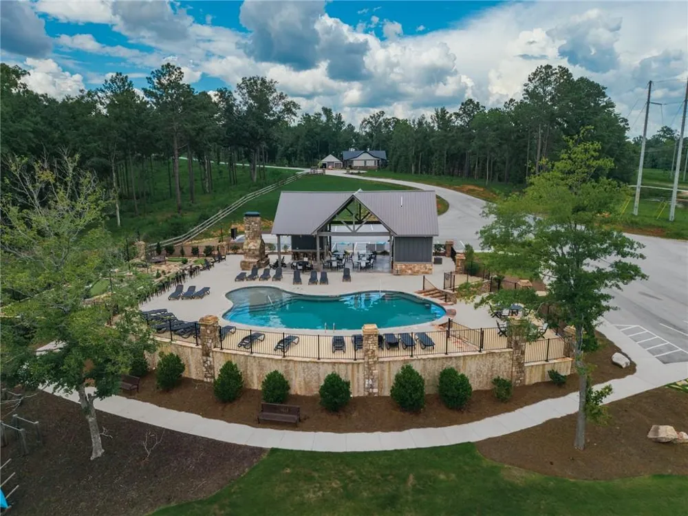 143 Falls Lane Milledgeville, GA 31061