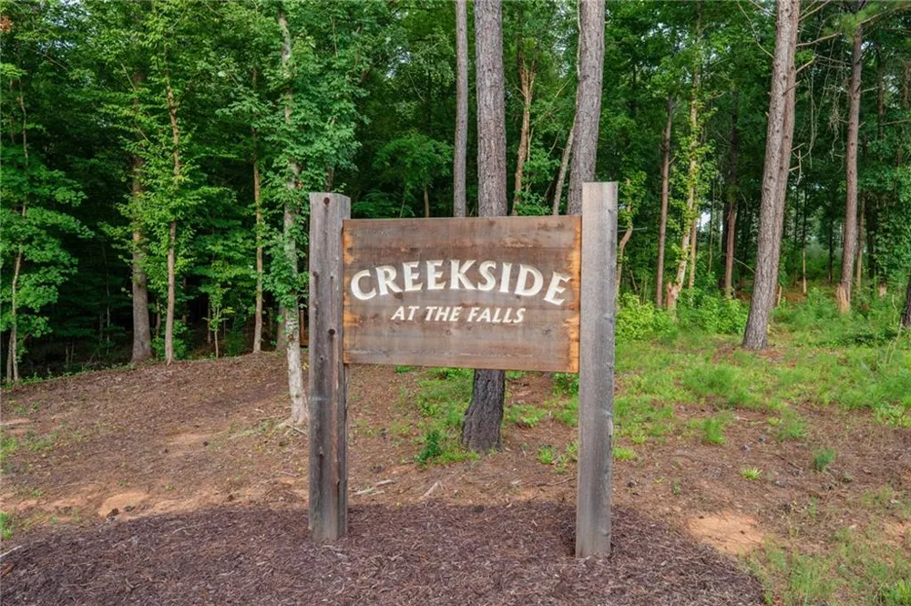 143 Falls Lane Milledgeville, GA 31061