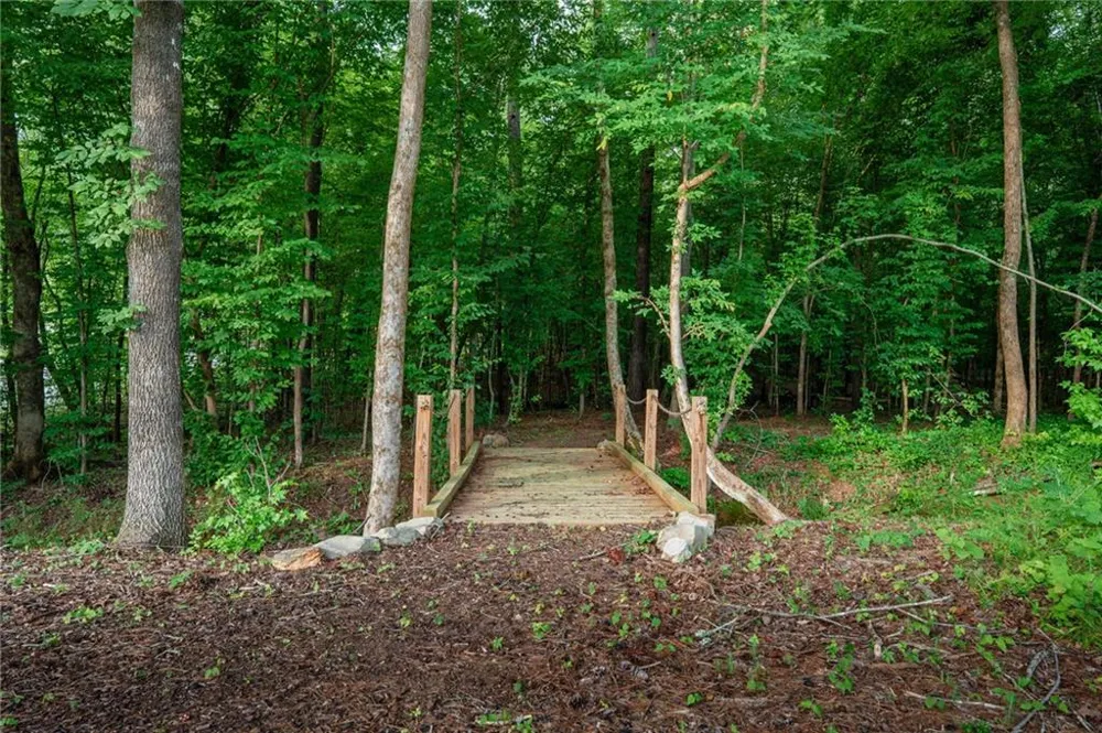 143 Falls Lane Milledgeville, GA 31061