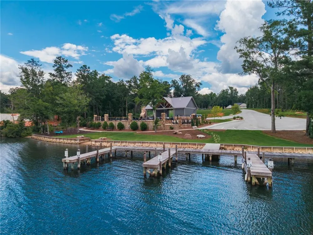 143 Falls Lane Milledgeville, GA 31061