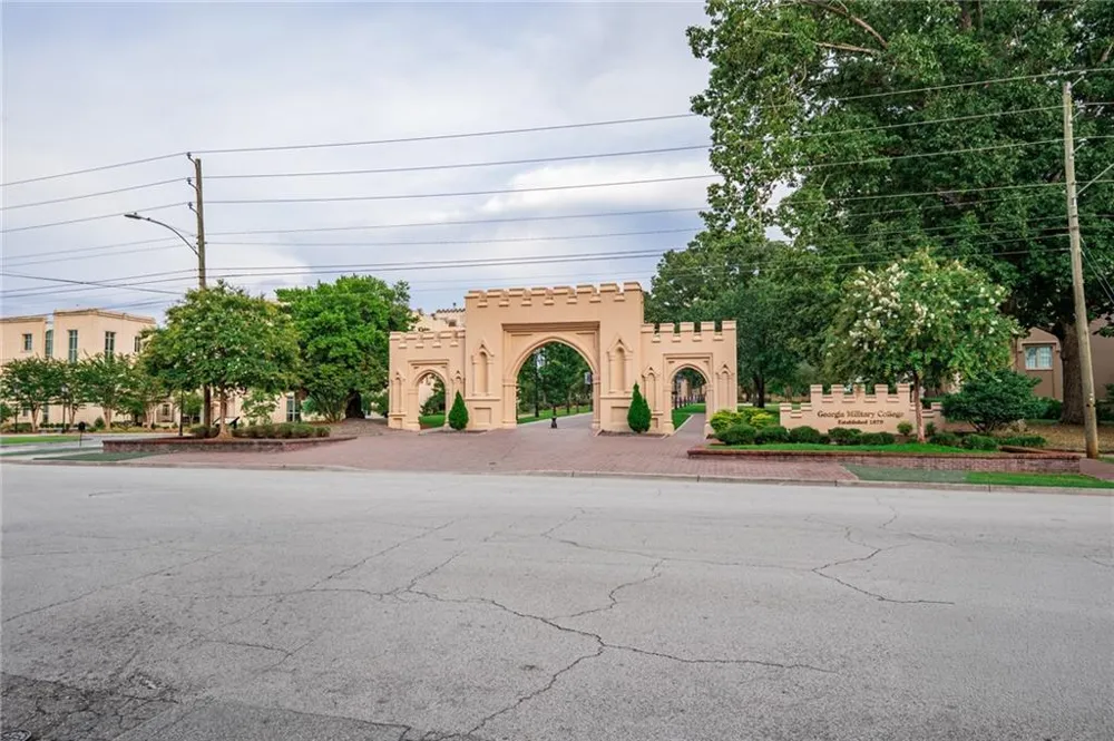 143 Falls Lane Milledgeville, GA 31061