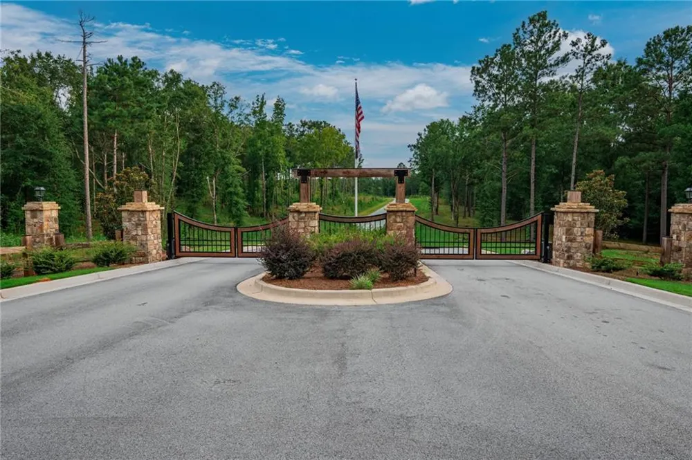 143 Falls Lane Milledgeville, GA 31061