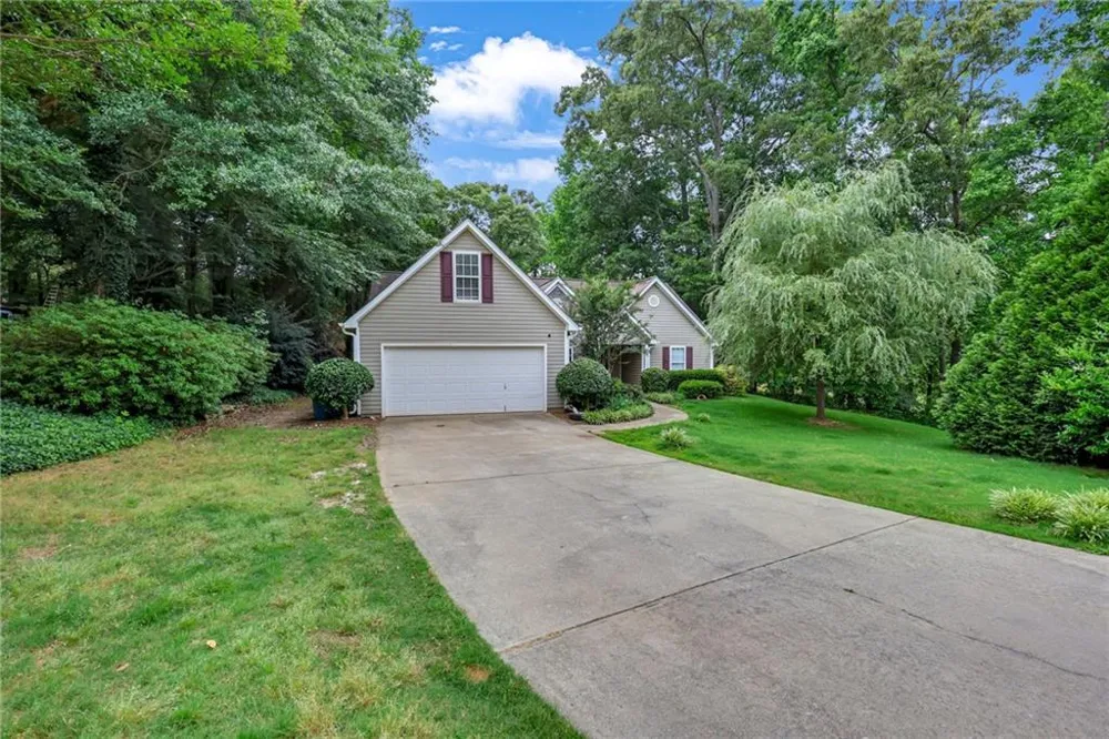 2657 Wildwind Drive Bethlehem, GA 30620