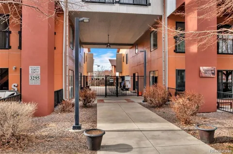 3245 Blake Street #101