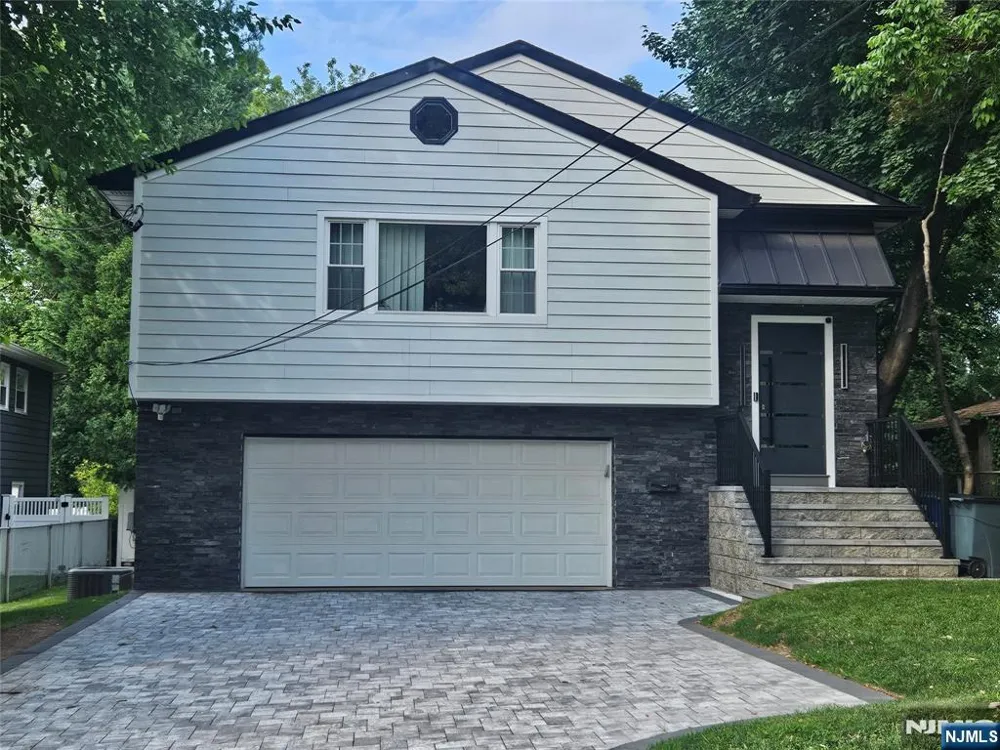 197 Harrison Street Leonia, NJ 07605