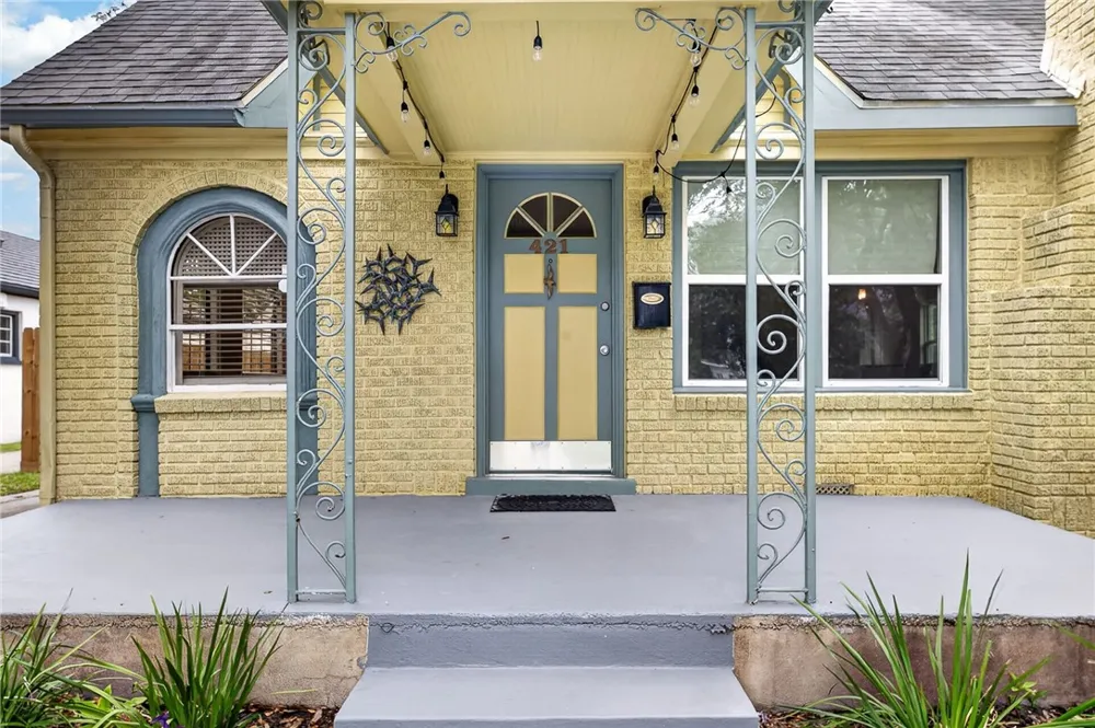 421 Cole Street Corpus Christi, TX 78404