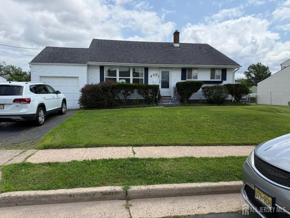 23 Sims Road Edison, NJ 08817