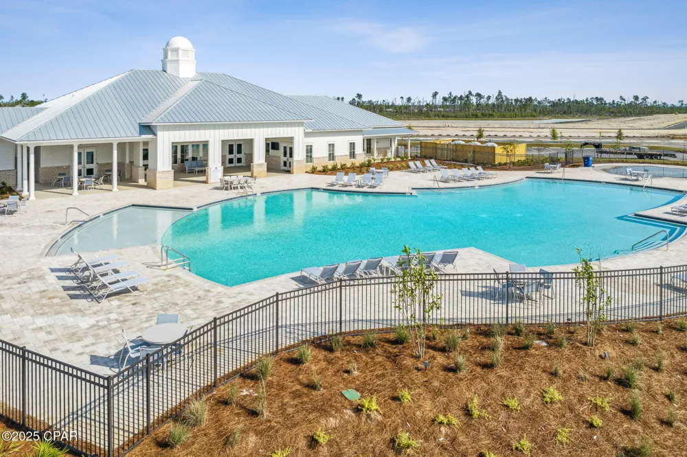 7348 John Levitow Lane Panama City, FL 32404