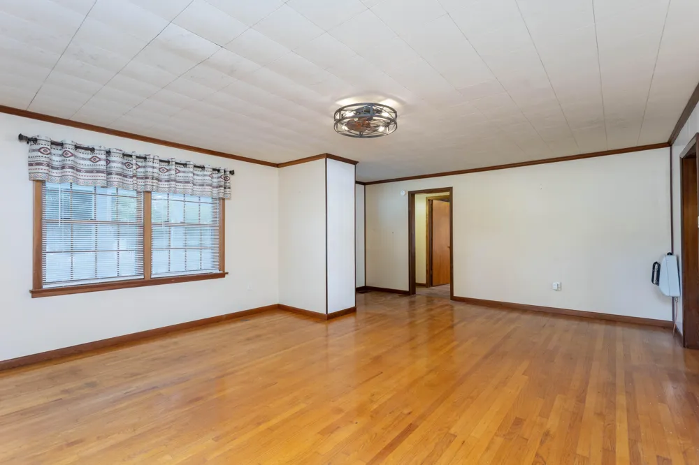 123 Leggett Road Sale Creek, TN 37373