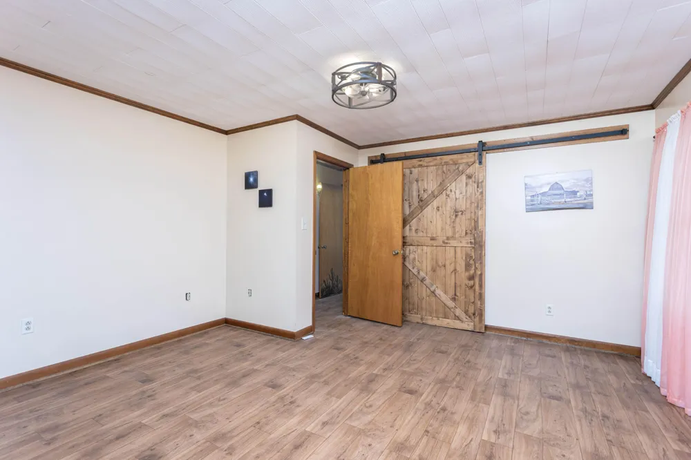 123 Leggett Road Sale Creek, TN 37373