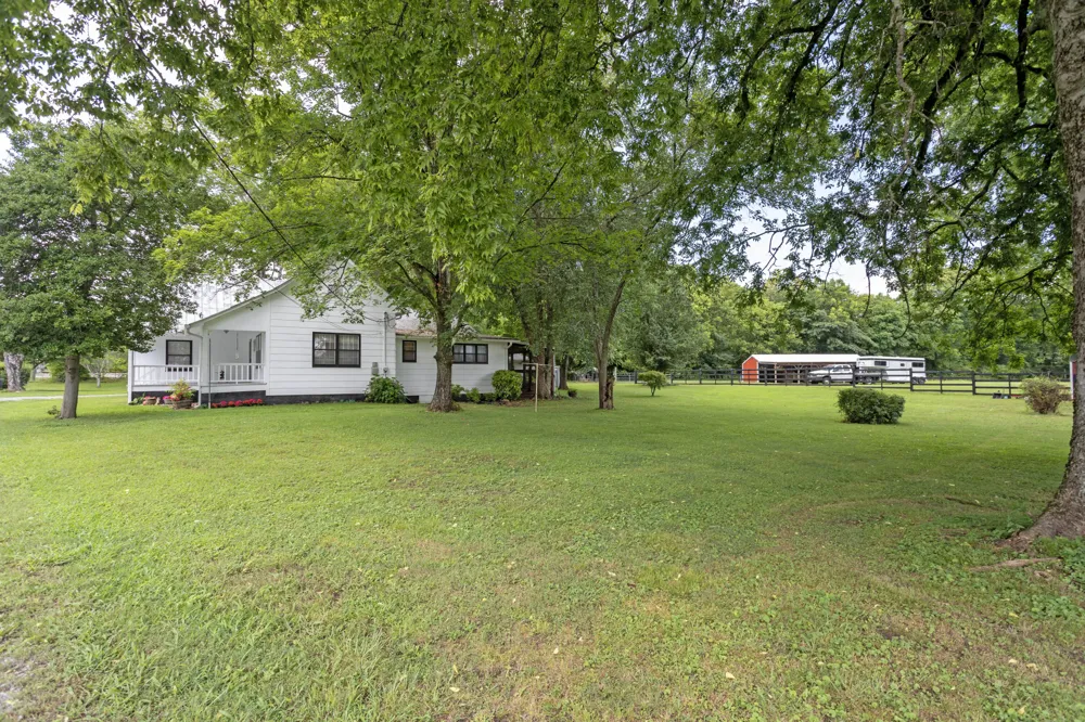 123 Leggett Road Sale Creek, TN 37373