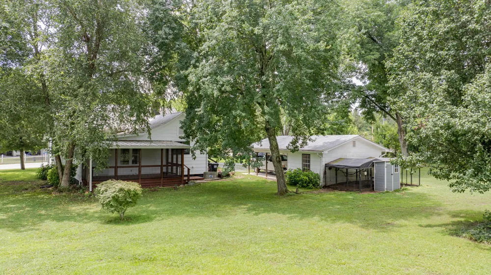 123 Leggett Road Sale Creek, TN 37373