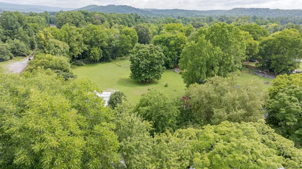 123 Leggett Road Sale Creek, TN 37373