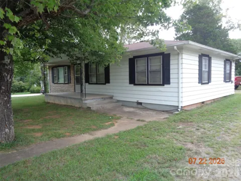 3181 & 3177 Morganton Boulevard SW