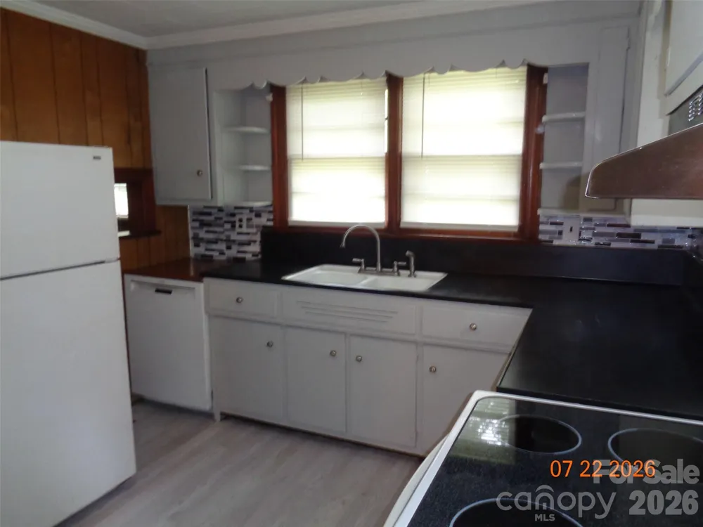 3181 & 3177 Morganton Boulevard SW Lenoir, NC 28645