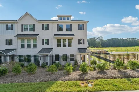96 Epperly Way