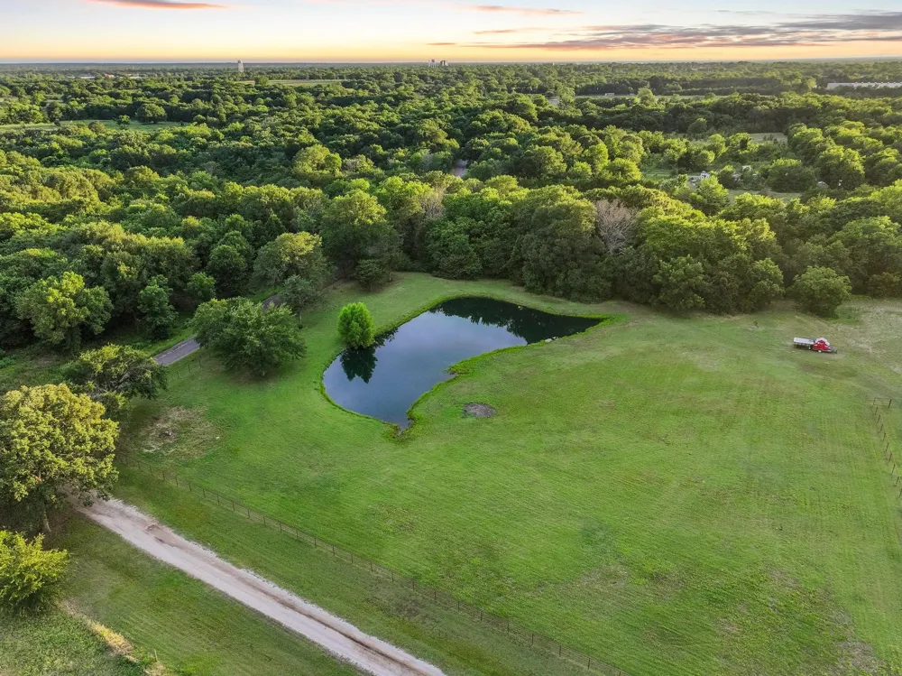 7106 County Road 4729 #2 Commerce, TX 75428
