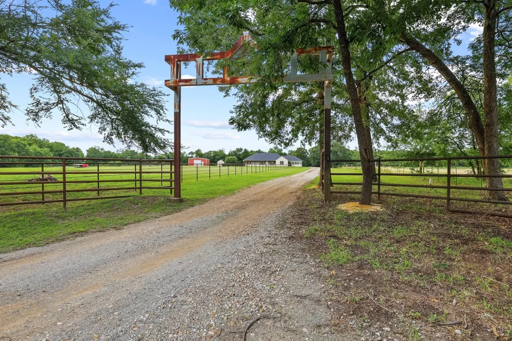 7106 County Road 4729 #2 Commerce, TX 75428
