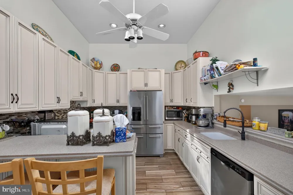 1127 HOWER LANE Philadelphia, PA 19115