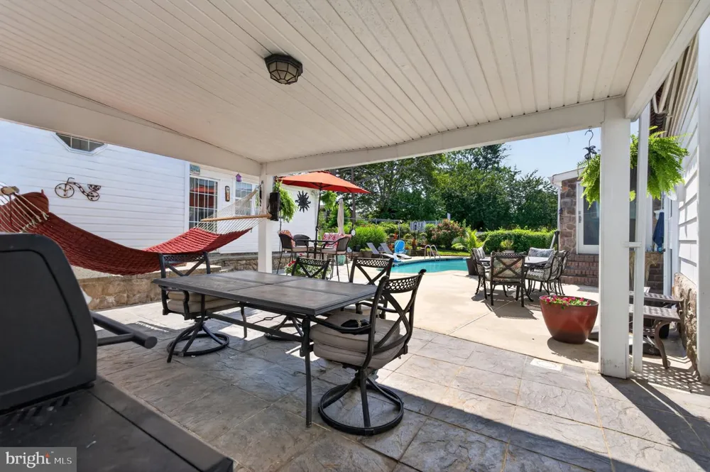 1127 HOWER LANE Philadelphia, PA 19115