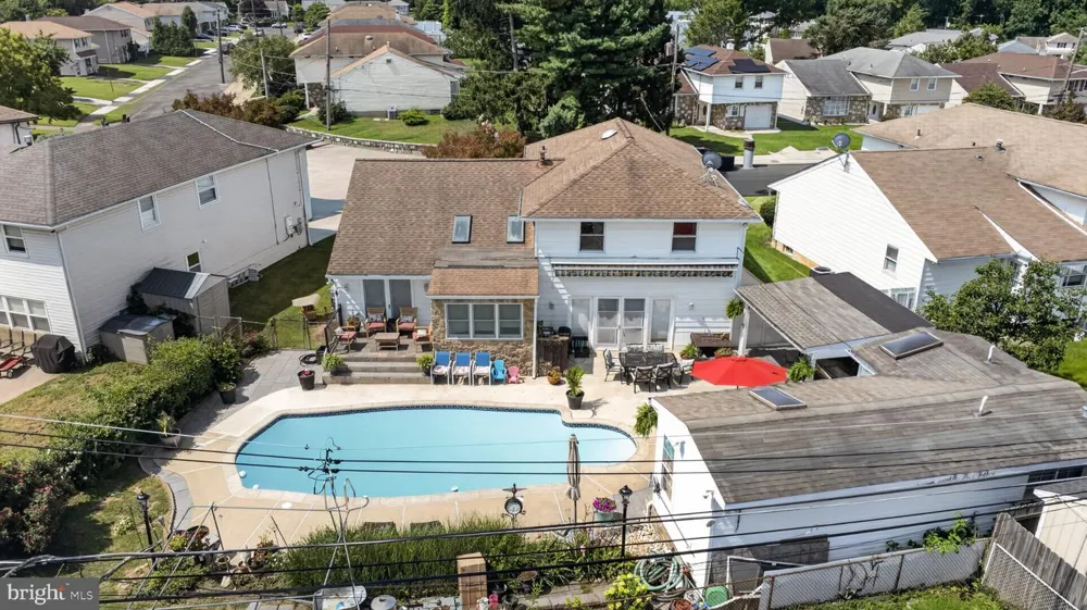 1127 HOWER LANE Philadelphia, PA 19115