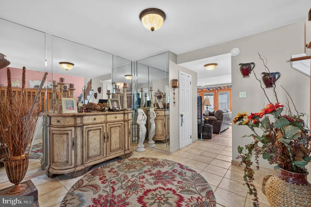 1127 HOWER LANE Philadelphia, PA 19115