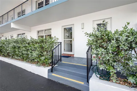 1501 S Ocean Blvd #102