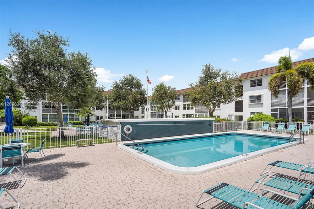 1501 S Ocean Blvd #102 Lauderdale By The Sea, FL 33062