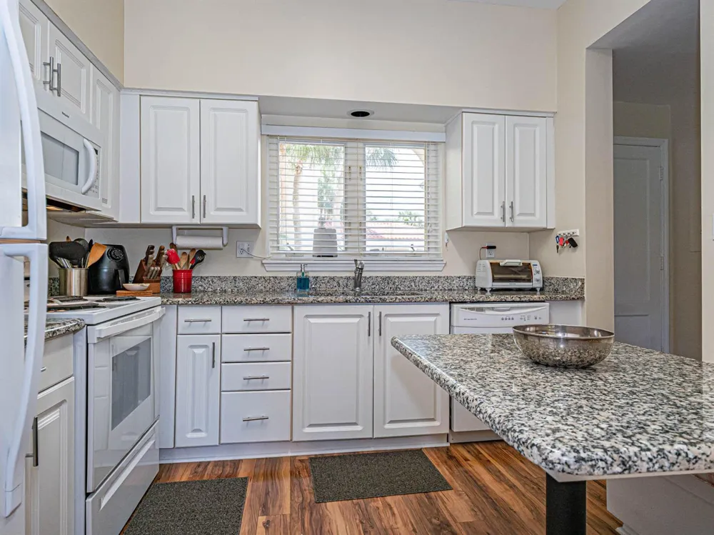 5060 HARMONY CIRCLE #105 Vero Beach, FL 32967