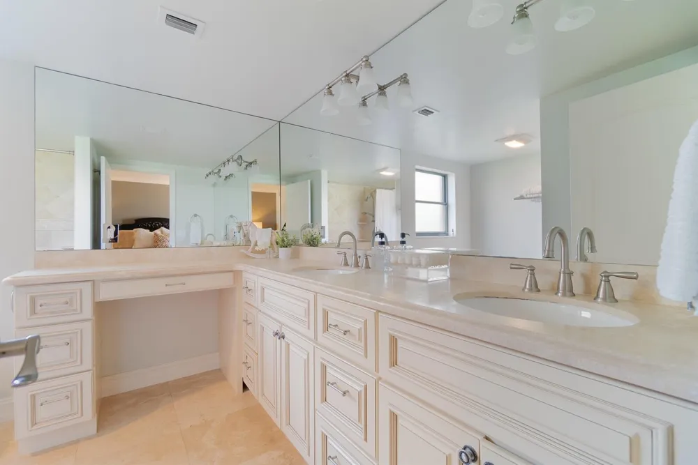 13400 Polo Road W #104 Wellington, FL 33414