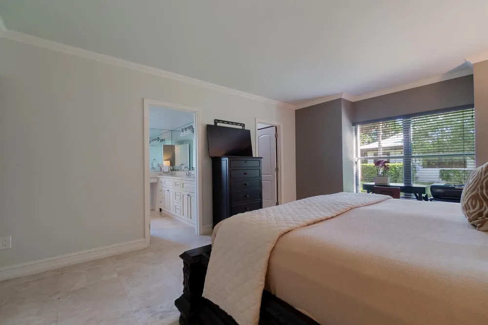 13400 Polo Road W #104 Wellington, FL 33414