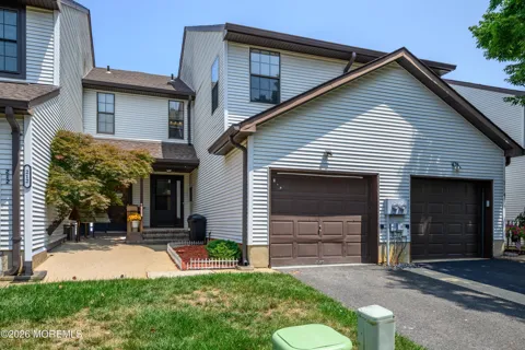 213 Longwood Drive #21-3