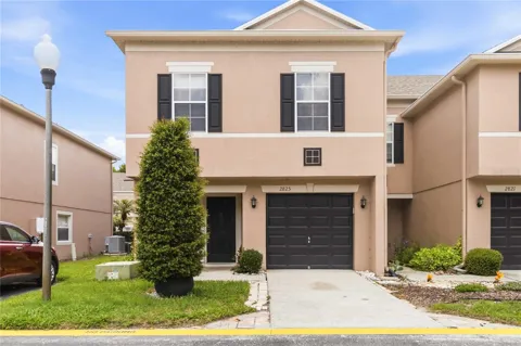 2825 CLIFFE COURT