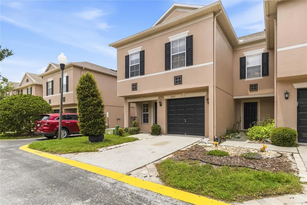 2825 CLIFFE COURT Oviedo, FL 32765