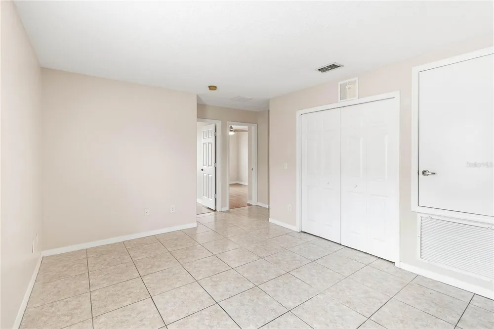 2825 CLIFFE COURT Oviedo, FL 32765