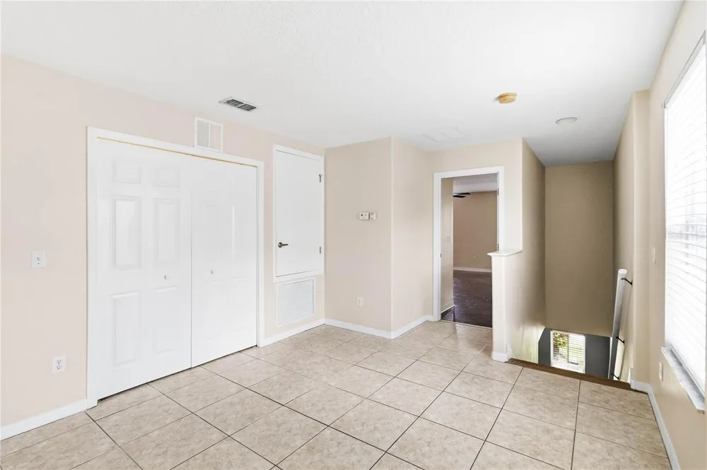 2825 CLIFFE COURT Oviedo, FL 32765