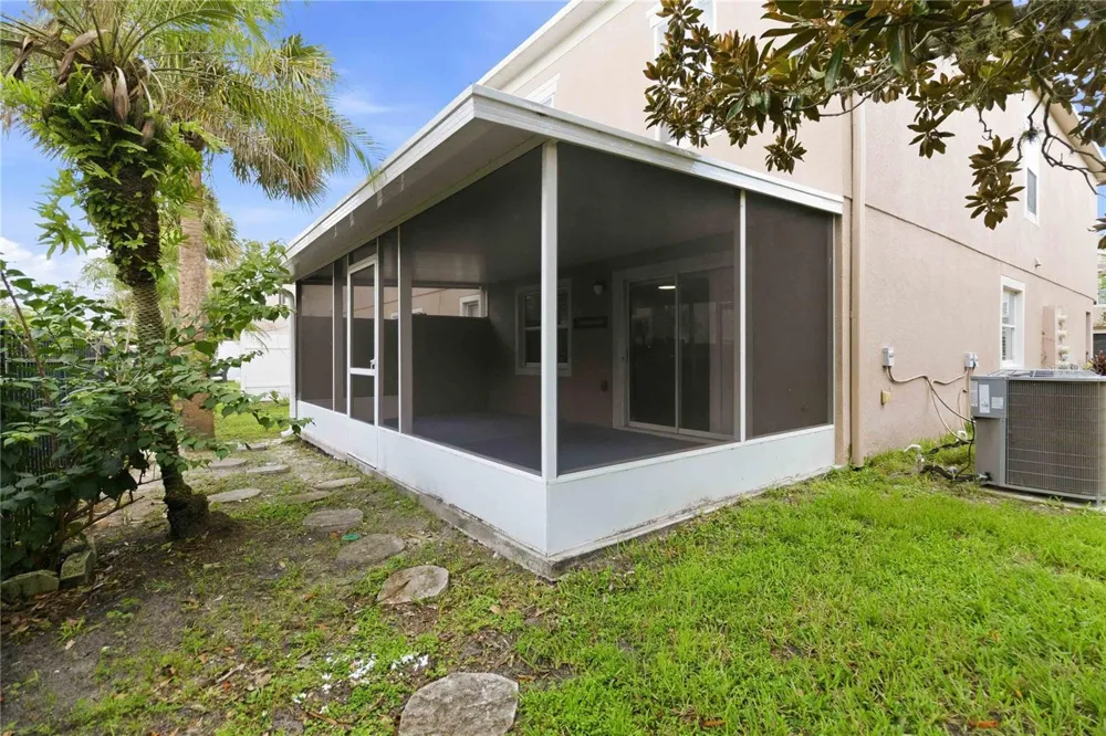 2825 CLIFFE COURT Oviedo, FL 32765